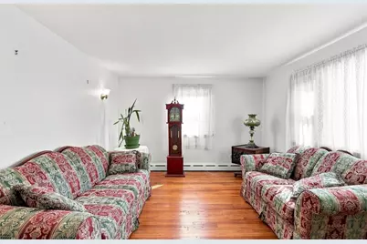 4 Washington Street, Milford, MA 01757 - Photo 7