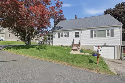 4 Washington Street, Milford, MA 01757 - Photo 33