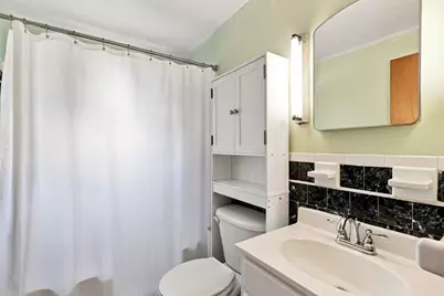 4 Washington Street, Milford, MA 01757 - Photo 19