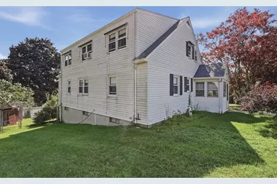 4 Washington Street, Milford, MA 01757 - Photo 5