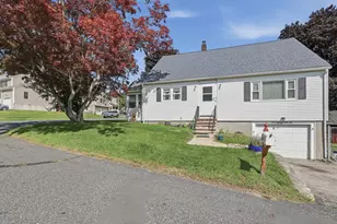 4 Washington St, Milford, MA 01757 - Photo 33