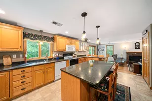 66 Cottage Ln, Weymouth, MA 02188 - Photo 3
