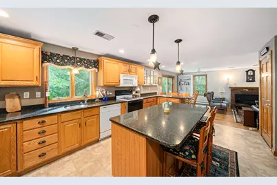 66 Cottage Ln, Weymouth, MA 02188 - Photo 3