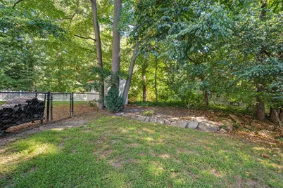 66 Cottage Ln, Weymouth, MA 02188 - Photo 31