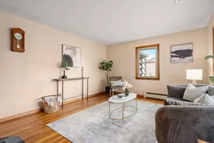 29 Rosedale Ave, North Andover, MA 01845 - Photo 11