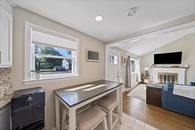 11 Virginia Cir, Randolph, MA 02368 - Photo 3
