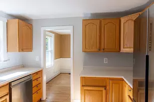 24 Belvidere Rd, Haverhill, MA 01830 - Photo 5