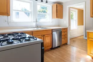 24 Belvidere Rd, Haverhill, MA 01830 - Photo 3