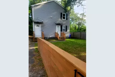15-17 Otis Ct #17, Springfield, MA 01119 - Photo 1