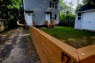 15-17 Otis Ct, Springfield, MA 01119 - Photo 17