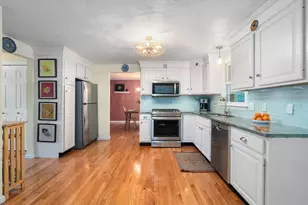 8 Bush Rd, Hudson, MA 01749 - Photo 9