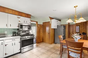 6 Groveland St, Haverhill, MA 01830 - Photo 19