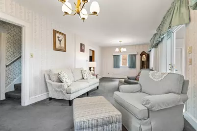 6 Groveland St, Haverhill, MA 01830 - Photo 11