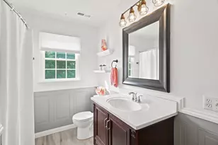 33 Fairway Dr, Woburn, MA 01801 - Photo 25