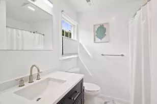 33 Fairway Dr, Woburn, MA 01801 - Photo 19
