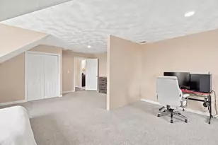 33 Fairway Dr, Woburn, MA 01801 - Photo 21