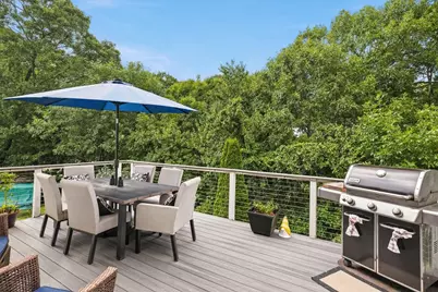 33 Fairway Dr, Woburn, MA 01801 - Photo 9