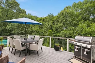 33 Fairway Dr, Woburn, MA 01801 - Photo 9