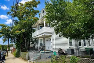 34 William St, Medford, MA 02155 - Photo 21