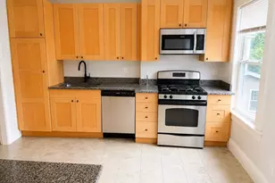 34 William St, Medford, MA 02155 - Photo 3