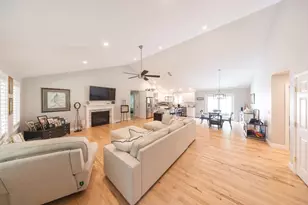 17 Harwood Farm Rd, Southbridge, MA 01550 - Photo 11