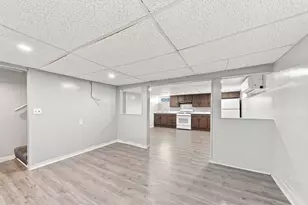 139 Seabury St, New Bedford, MA 02745 - Photo 15