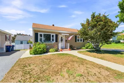 139 Seabury St, New Bedford, MA 02745 - Photo 1