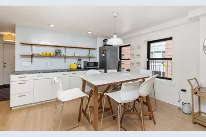 59 Fleet St #3, Boston, MA 02109 - Photo 3