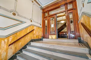 8 Garrison St, Boston, MA 02116 - Photo 27
