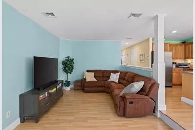 7 Sycamore Dr #7, Middleborough, MA 02346 - Photo 5