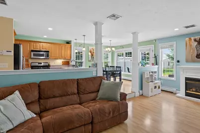 7 Sycamore Dr #7, Middleborough, MA 02346 - Photo 3