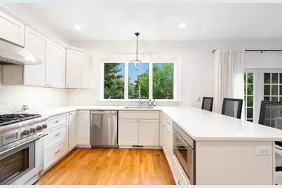 30 Farrow St, Winchester, MA 01890 - Photo 7