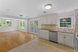 627 Main St, Dunstable, MA 01827 - Photo 11