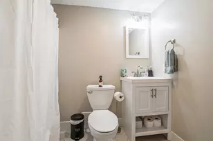 31 Elizabeth St, Worcester, MA 01605 - Photo 13