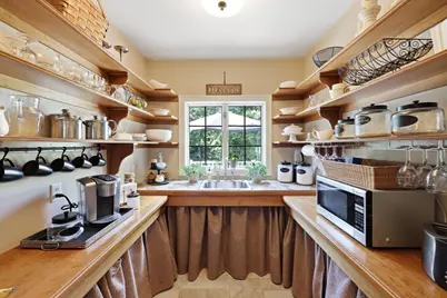 47 Deer Hill Cir, Ludlow, MA 01056 - Photo 13
