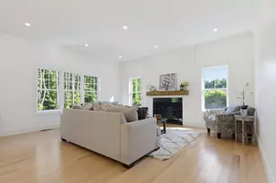 90 Berry Corner Rd, Charlton, MA 01507 - Photo 9