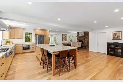 334 Farm Road, Marlborough, MA 01752 - Photo 11