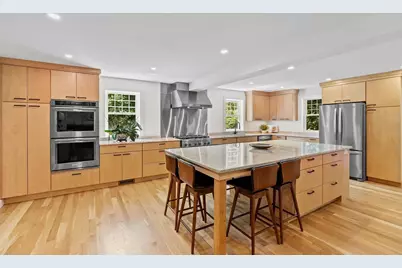 334 Farm Road, Marlborough, MA 01752 - Photo 5