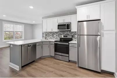 101 California Ave #102, Quincy, MA 02169 - Photo 3