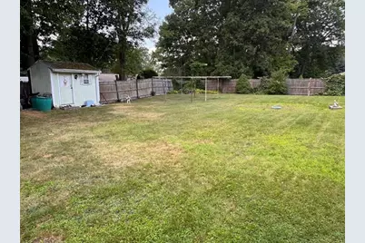 8 Aspen, Brockton, MA 02302 - Photo 11