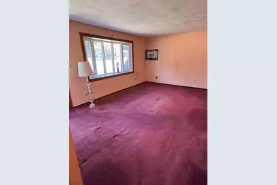 8 Aspen, Brockton, MA 02302 - Photo 3