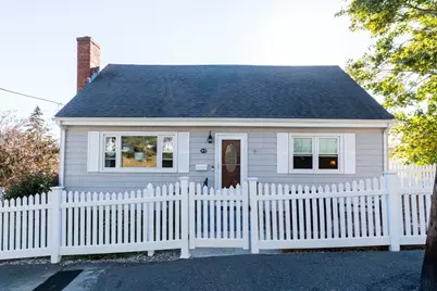 8 Siren St, Winthrop, MA 02152 - Photo 1