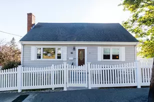 8 Siren St, Winthrop, MA 02152 - Photo 1
