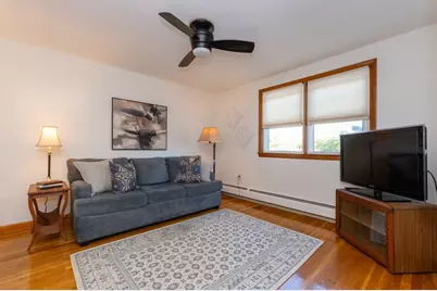 8 Siren St, Winthrop, MA 02152 - Photo 19