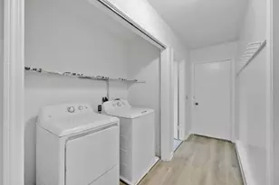 210 Strong St, Amherst, MA 01002 - Photo 29