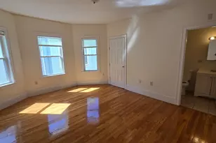 25 Angell, Boston, MA 02124 - Photo 9