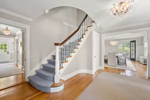 32 Arlington Rd, Wellesley, MA 02481 - Photo 3