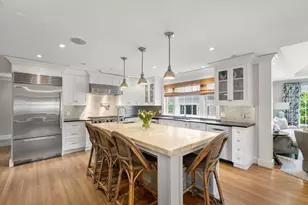 32 Arlington Rd, Wellesley, MA 02481 - Photo 15