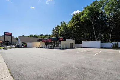 22 Douglas St, Uxbridge, MA 01569 - Photo 19