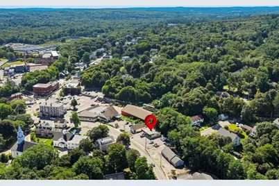 22 Douglas St, Uxbridge, MA 01569 - Photo 27